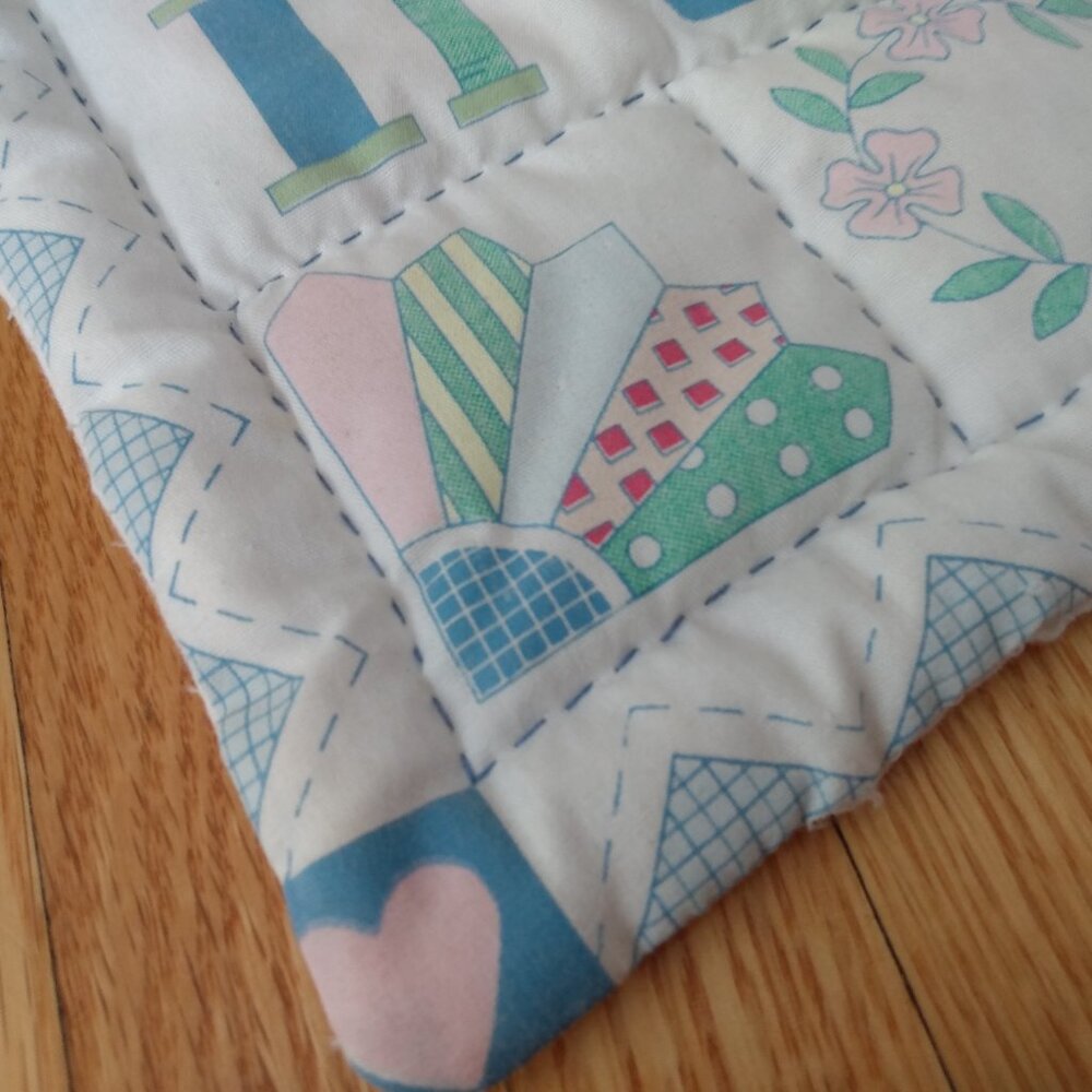 Vintage Puffy Quilted Wall Hanging "Simple Pleasures Are Life's Treasures" SMALL - Picture 9 of 12